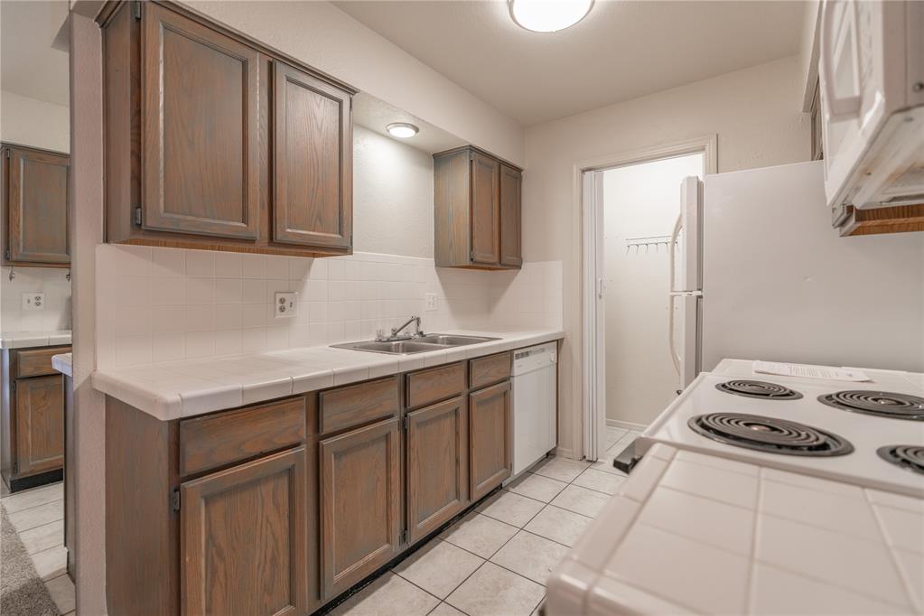 4400 N Hemingway Drive 134 Property Photo 14