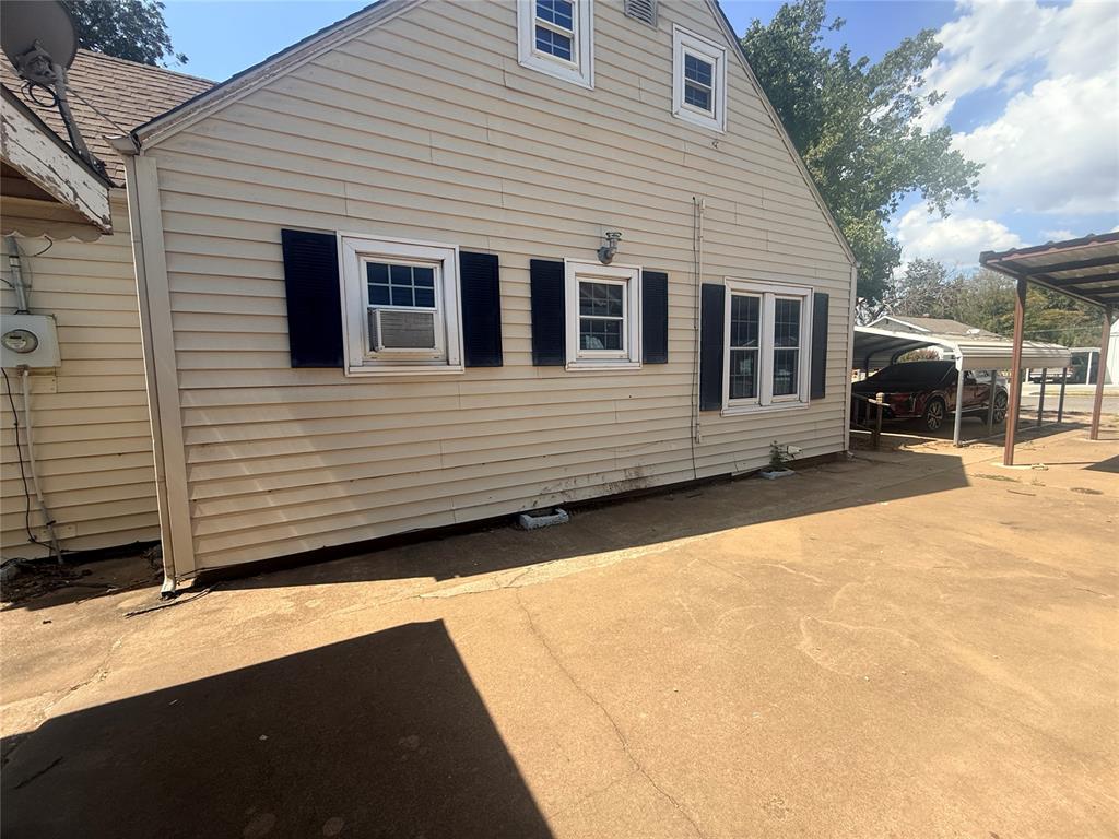 406 W Virginia Avenue Property Photo 2