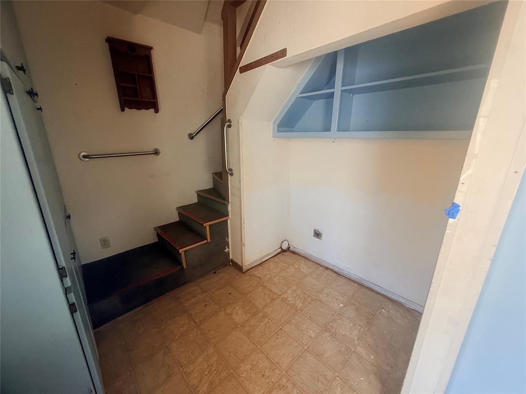 406 W Virginia Avenue Property Photo 10
