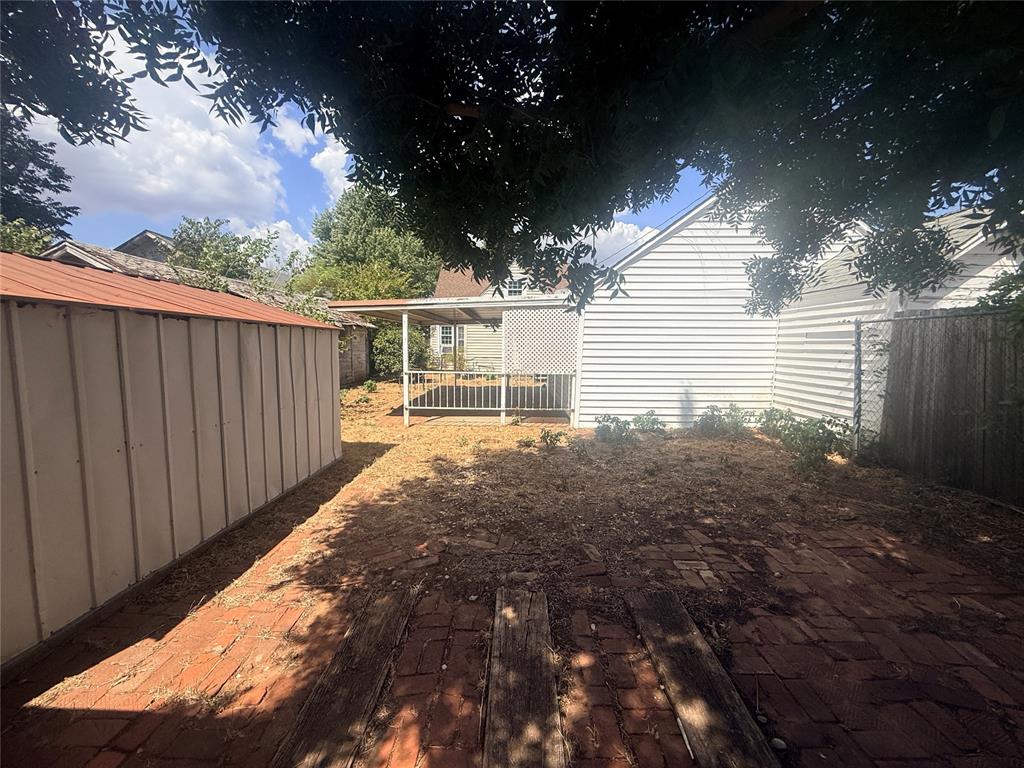 406 W Virginia Avenue Property Photo 12