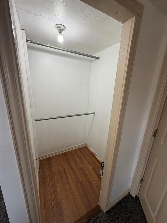 507 E 7th Street Property Photo 11