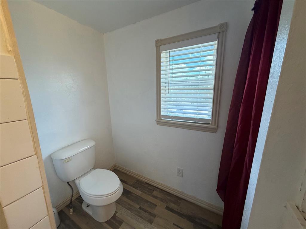507 E 7th Street Property Photo 17
