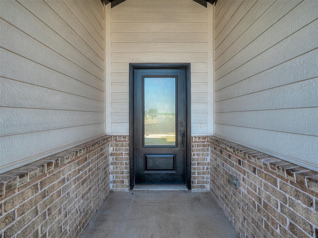 1237 E Stetson Lane Property Photo 3