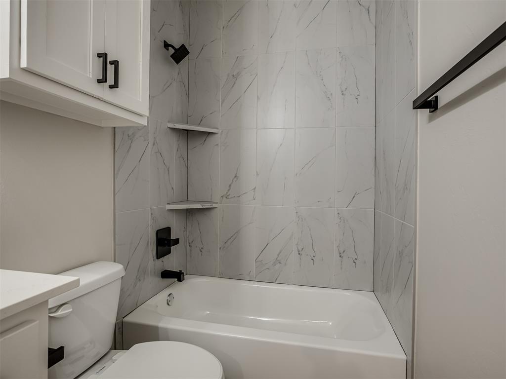 1237 E Stetson Lane Property Photo 33