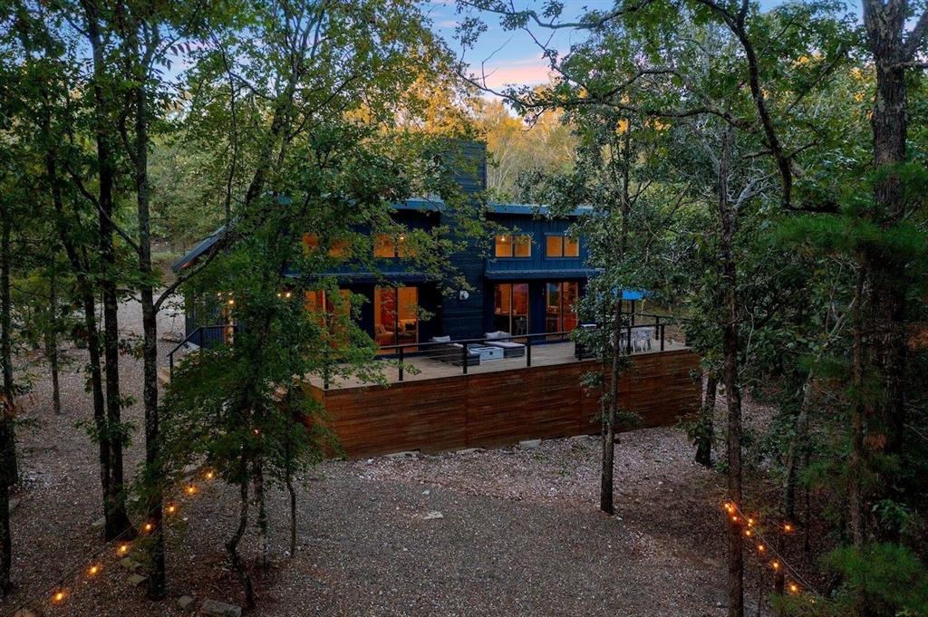 639 Woodland Hills Trail Property Photo 4
