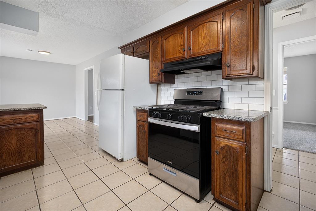 1233 Sw 91st Street Property Photo 1