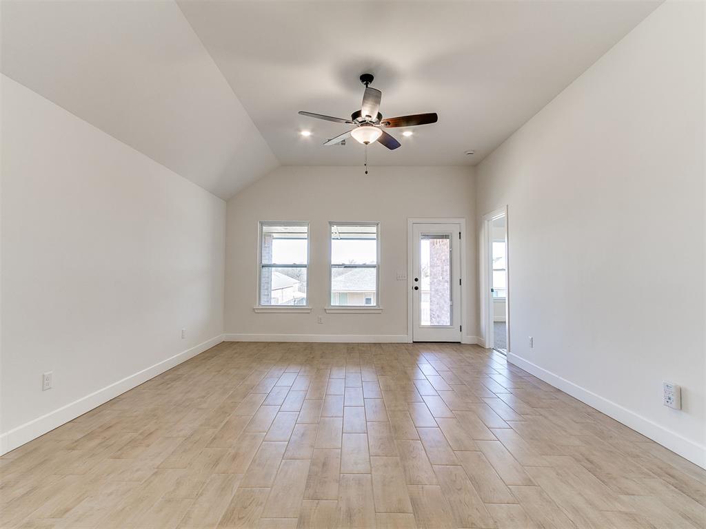 13808 Klinsman Road Property Photo 14