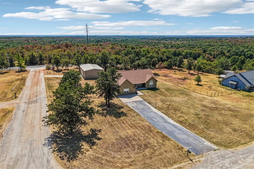 17250 Cottonwood Court Property Photo 3