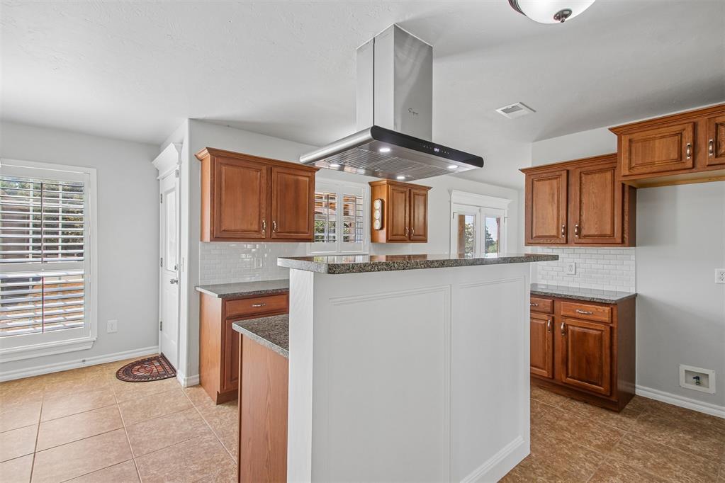 17250 Cottonwood Court Property Photo 17