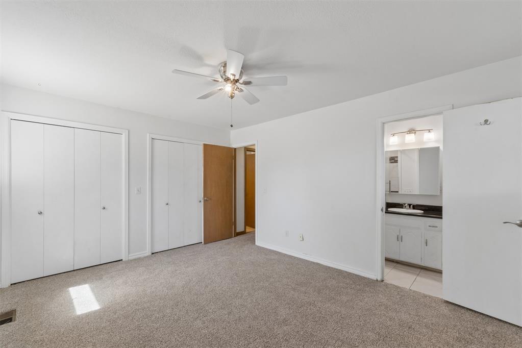 4608 Nw 60th Street Property Photo 23