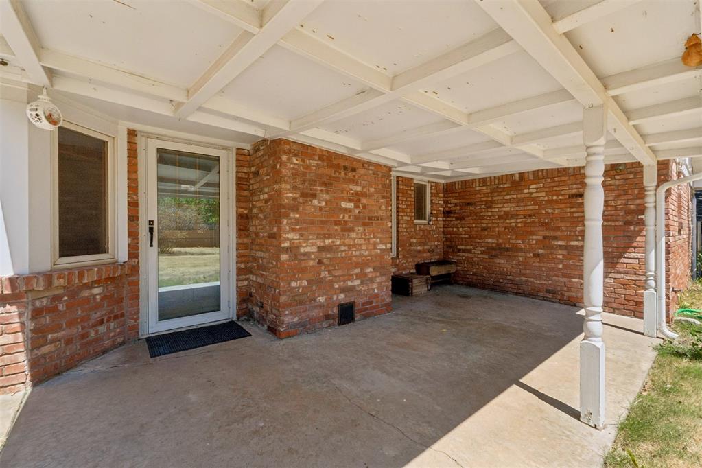 4608 Nw 60th Street Property Photo 36