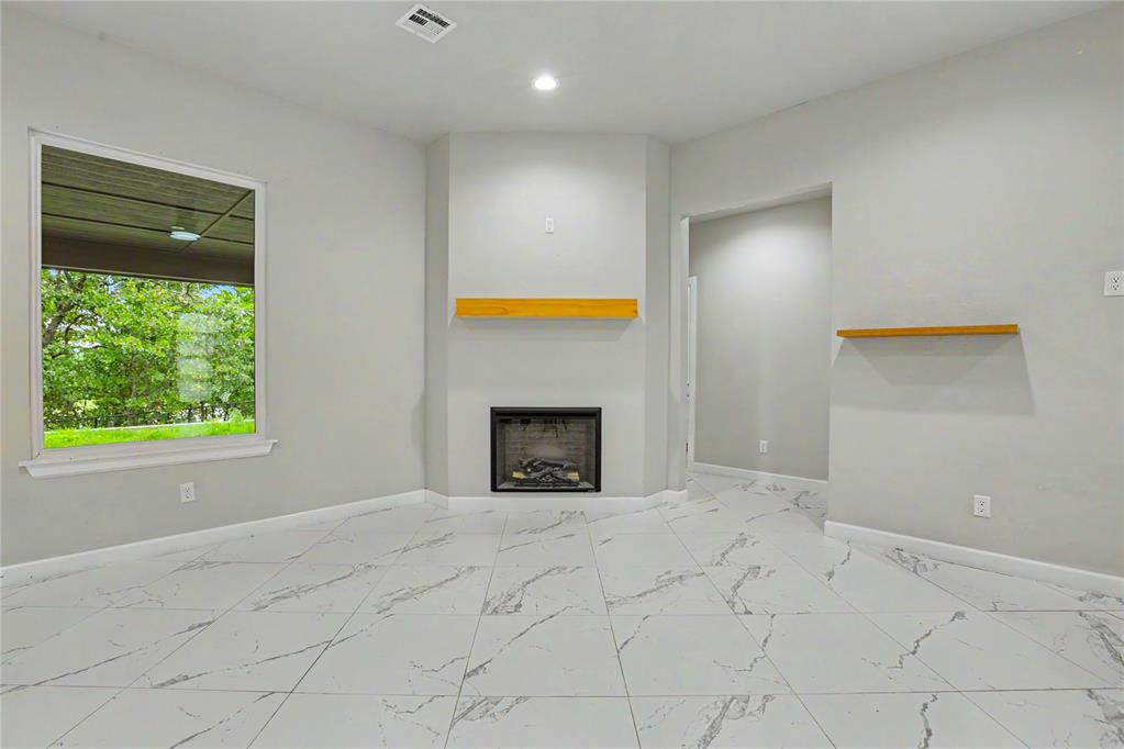 16113 Se 82nd Street Property Photo 7