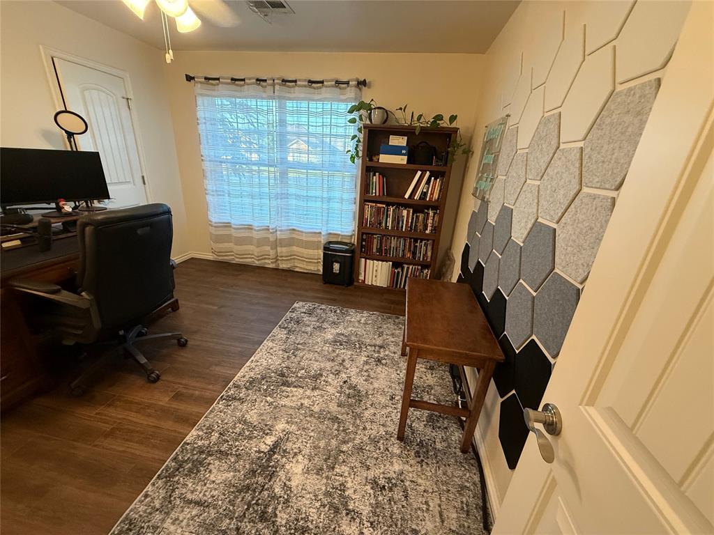2220 Crooked Oak Drive Property Photo 22