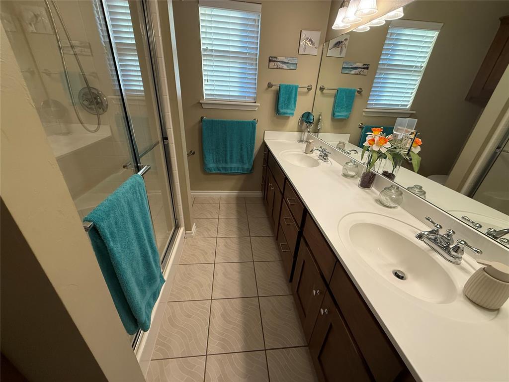 2220 Crooked Oak Drive Property Photo 27