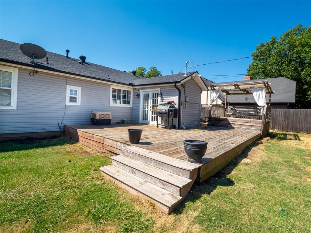 24 E Midland Street Property Photo 45