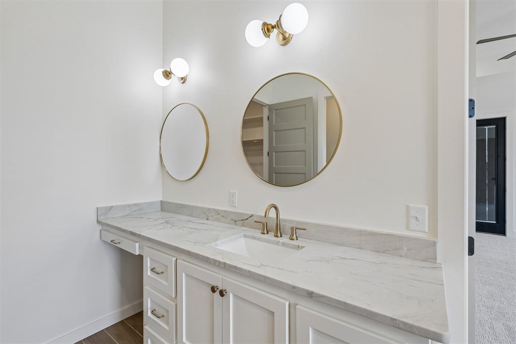 2219 Wintercreek Boulevard Property Photo 24