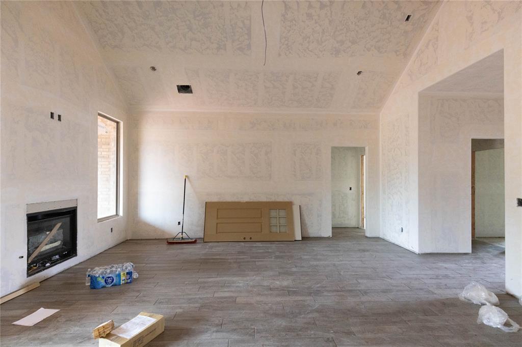 17124 Billy Road Property Photo 3