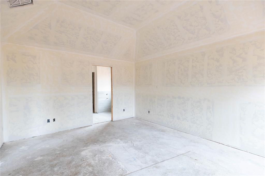 17124 Billy Road Property Photo 5