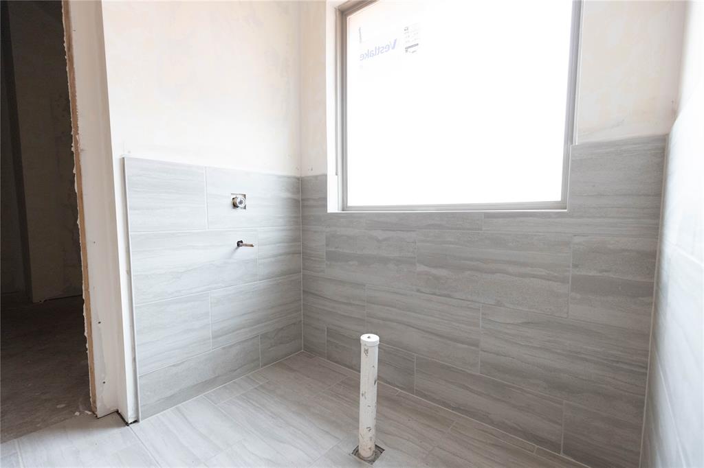 17124 Billy Road Property Photo 7