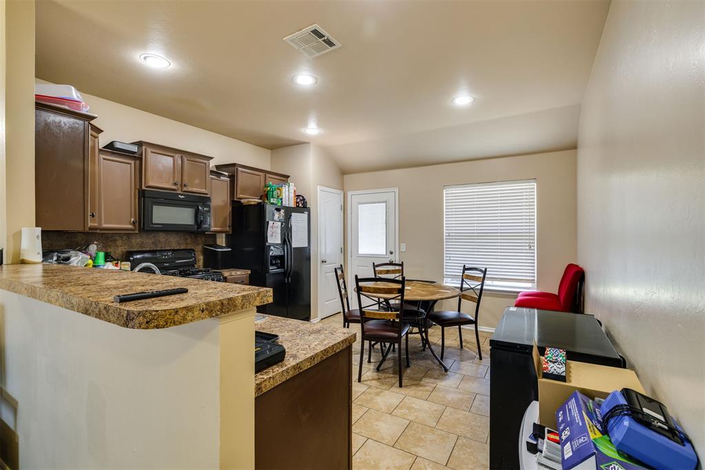 9608 Lauren Drive Property Photo 15