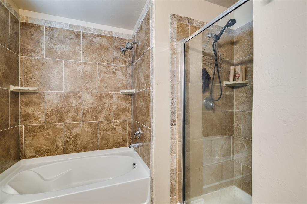 9608 Lauren Drive Property Photo 24