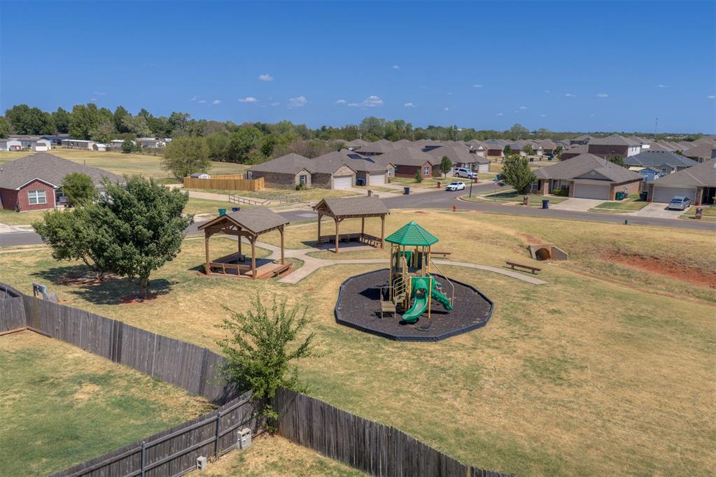 9608 Lauren Drive Property Photo 36