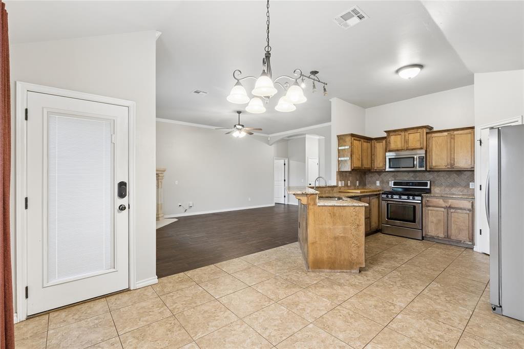 6200 Se 79th Street Property Photo 11