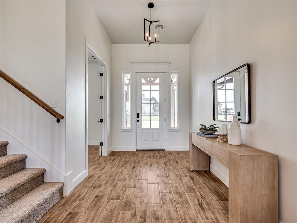 6941 Lake View Court Property Photo 4