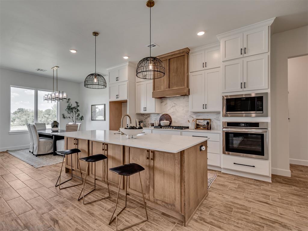 6941 Lake View Court Property Photo 9