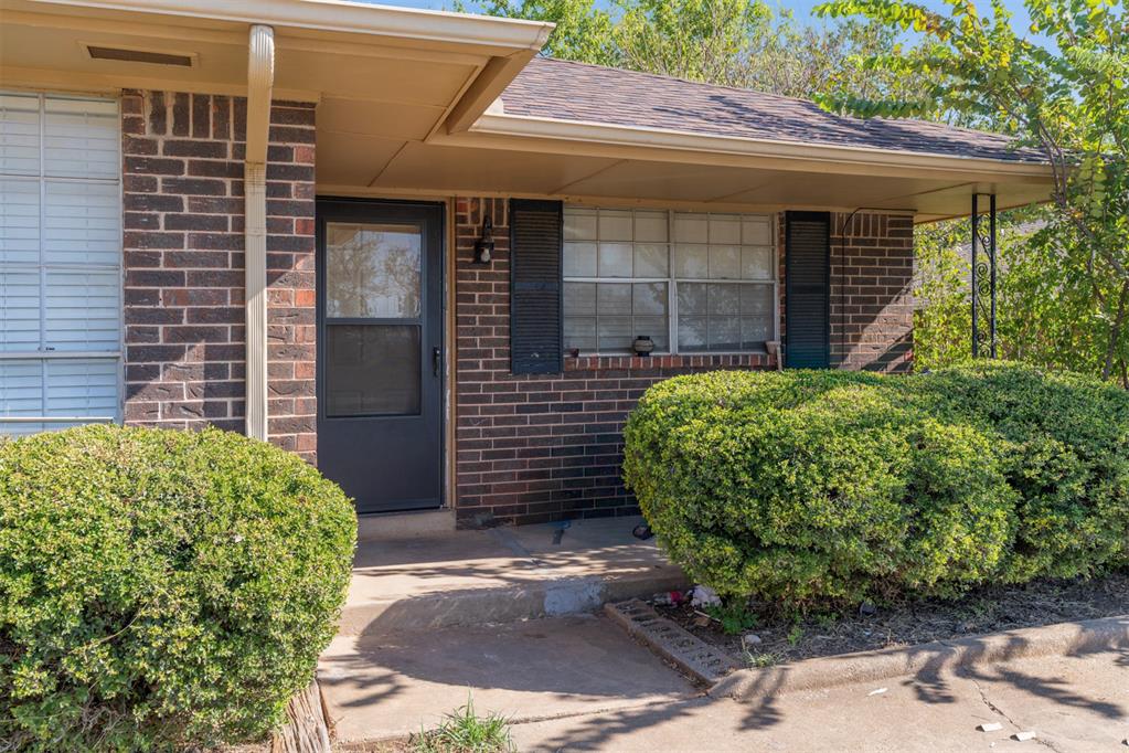 915 Delmar Circle Property Photo 1