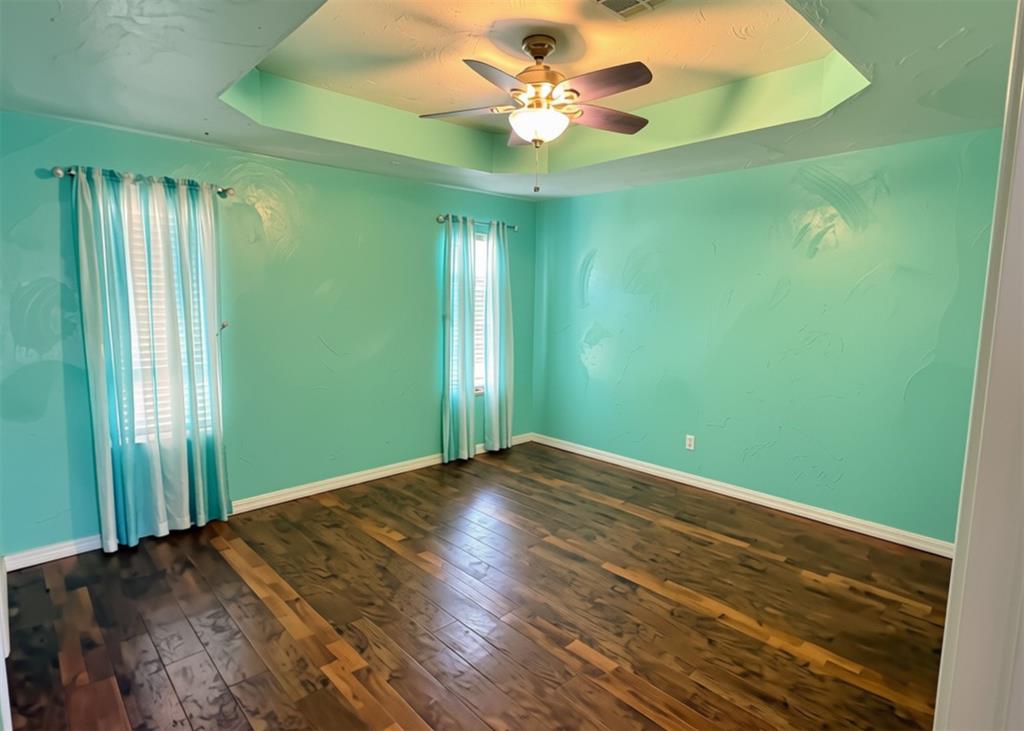 120 Thornton Lane Property Photo 11