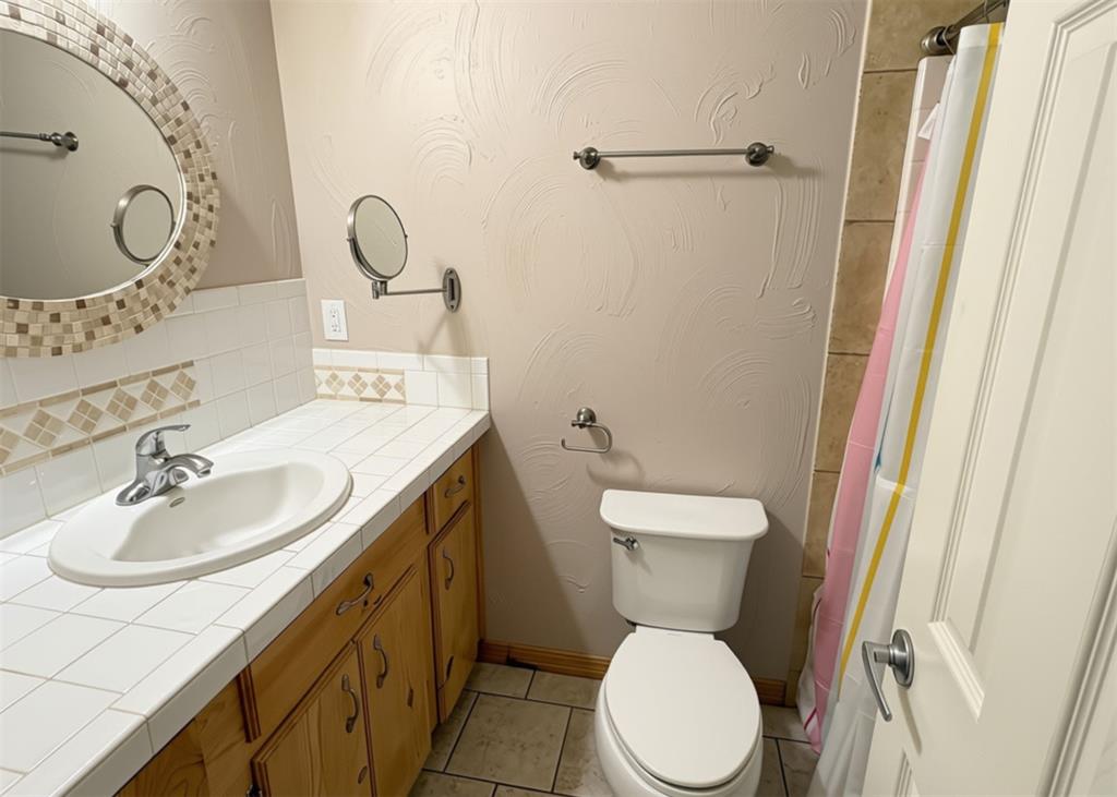 120 Thornton Lane Property Photo 15