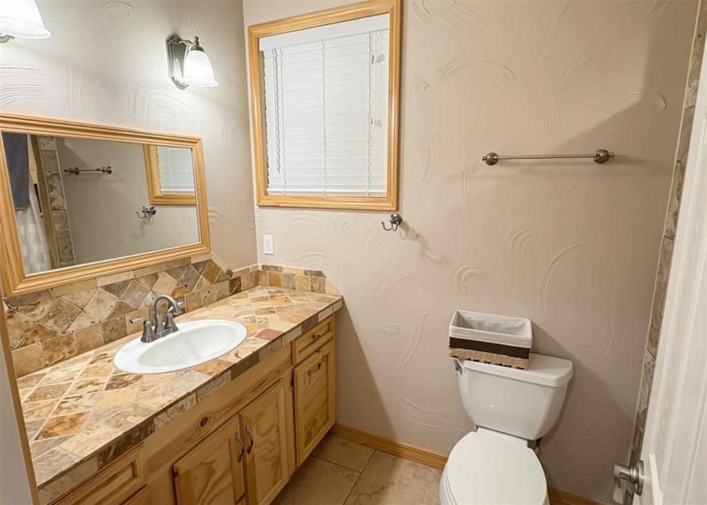 120 Thornton Lane Property Photo 23