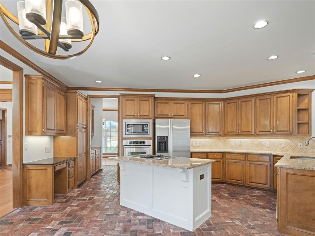 18108 San Mateo Court Property Photo 14