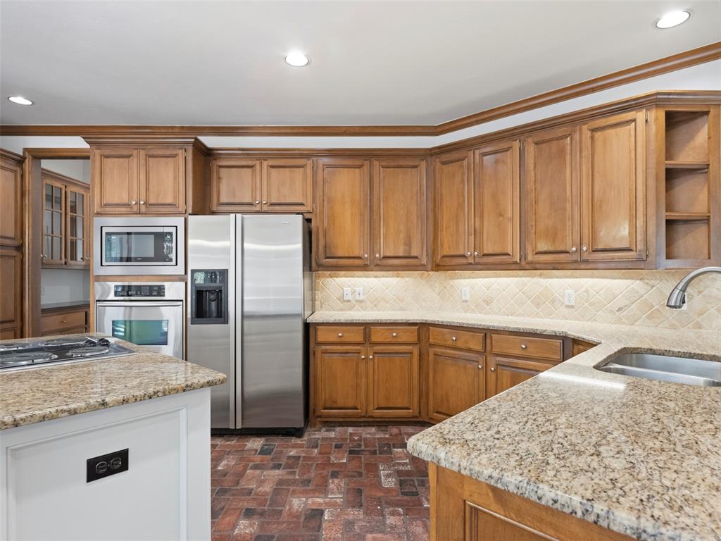 18108 San Mateo Court Property Photo 15