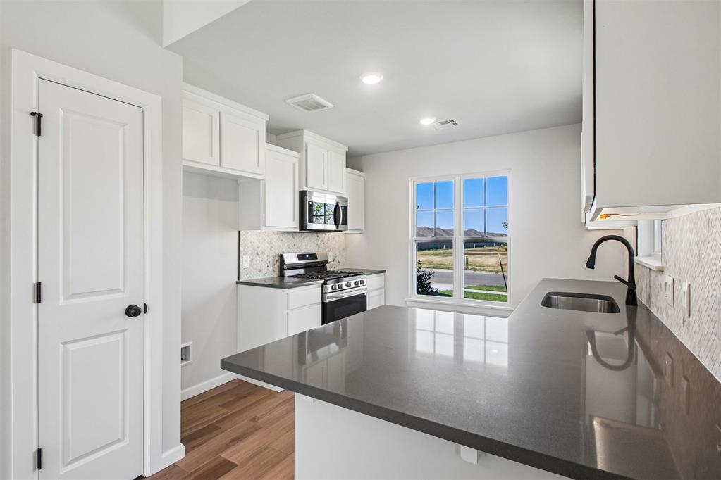 13924 Mondello Lane Property Photo 14