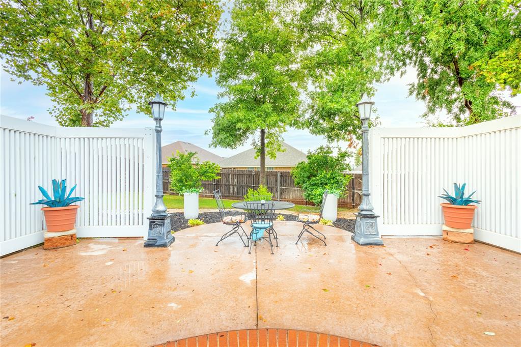 107 Clubhouse Drive Property Photo 8