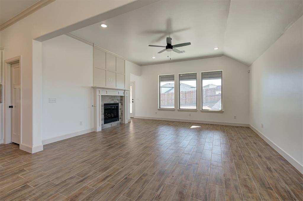 2216 Los Angeles Avenue Property Photo 13