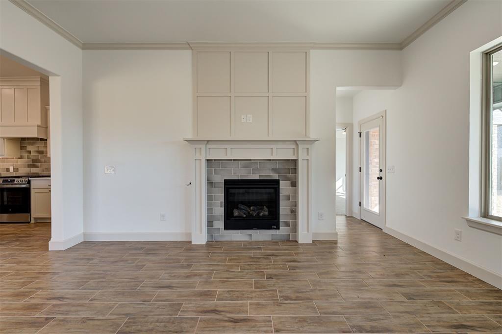 2216 Los Angeles Avenue Property Photo 15