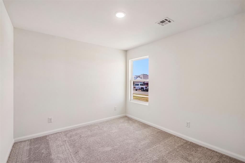 1204 E Ruger Lane Property Photo 20