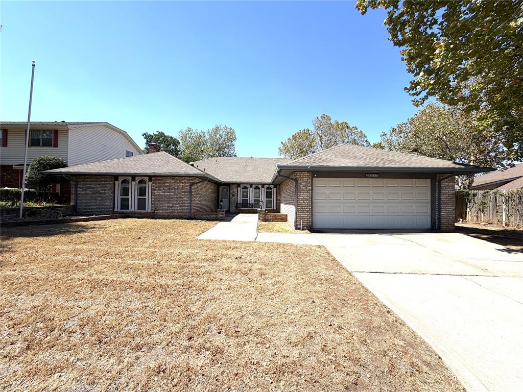 9217 Sutton Place Property Photo 3