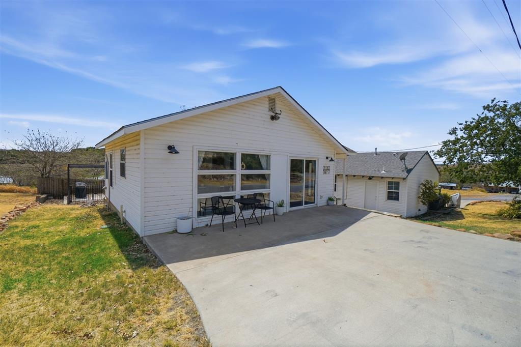 71 E Oak Avenue Property Photo 16