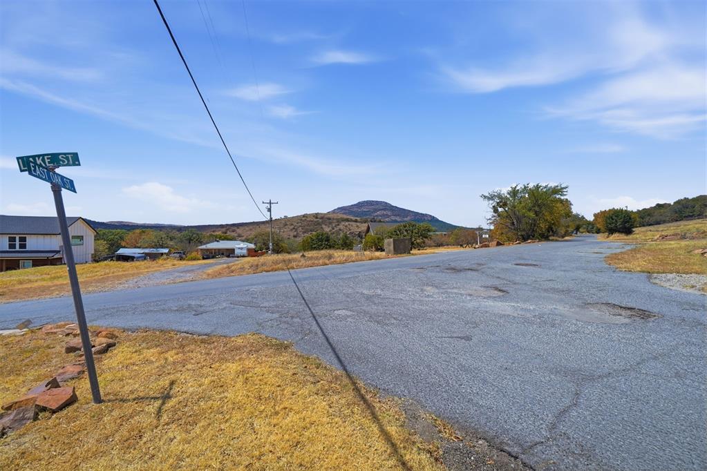 71 E Oak Avenue Property Photo 17