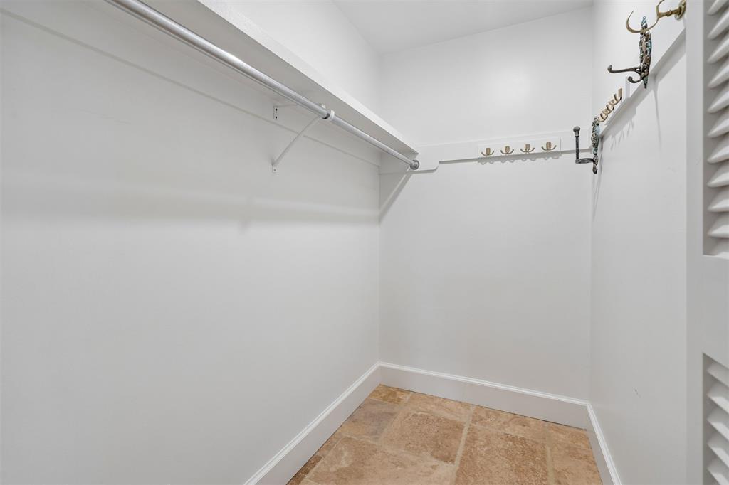 6509 Hunting Hill Lane 30 Property Photo 17