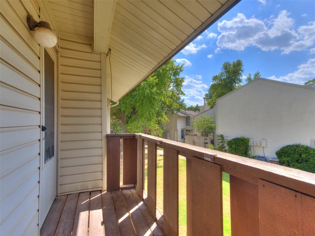 827 Red Bird Lane C Property Photo 5