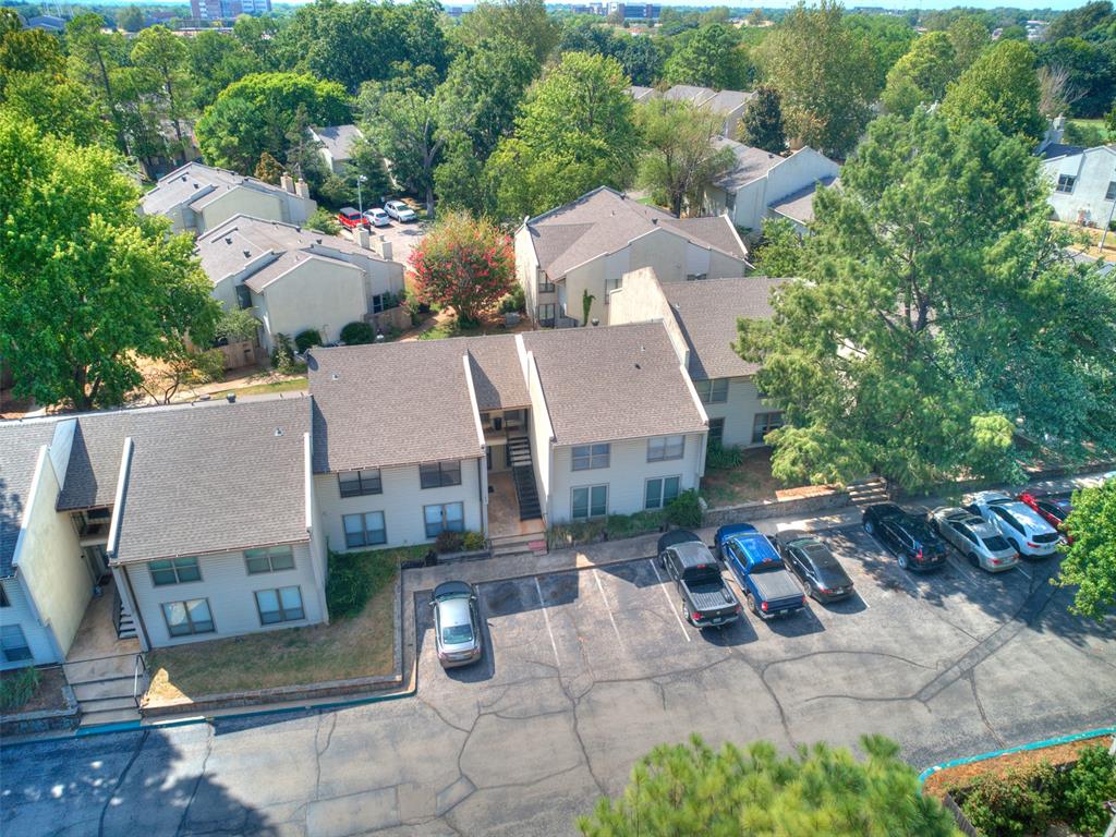 827 Red Bird Lane C Property Photo 11