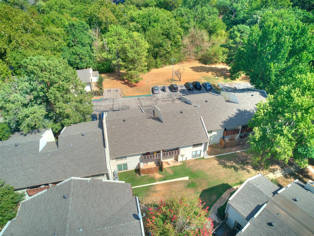 827 Red Bird Lane C Property Photo 16
