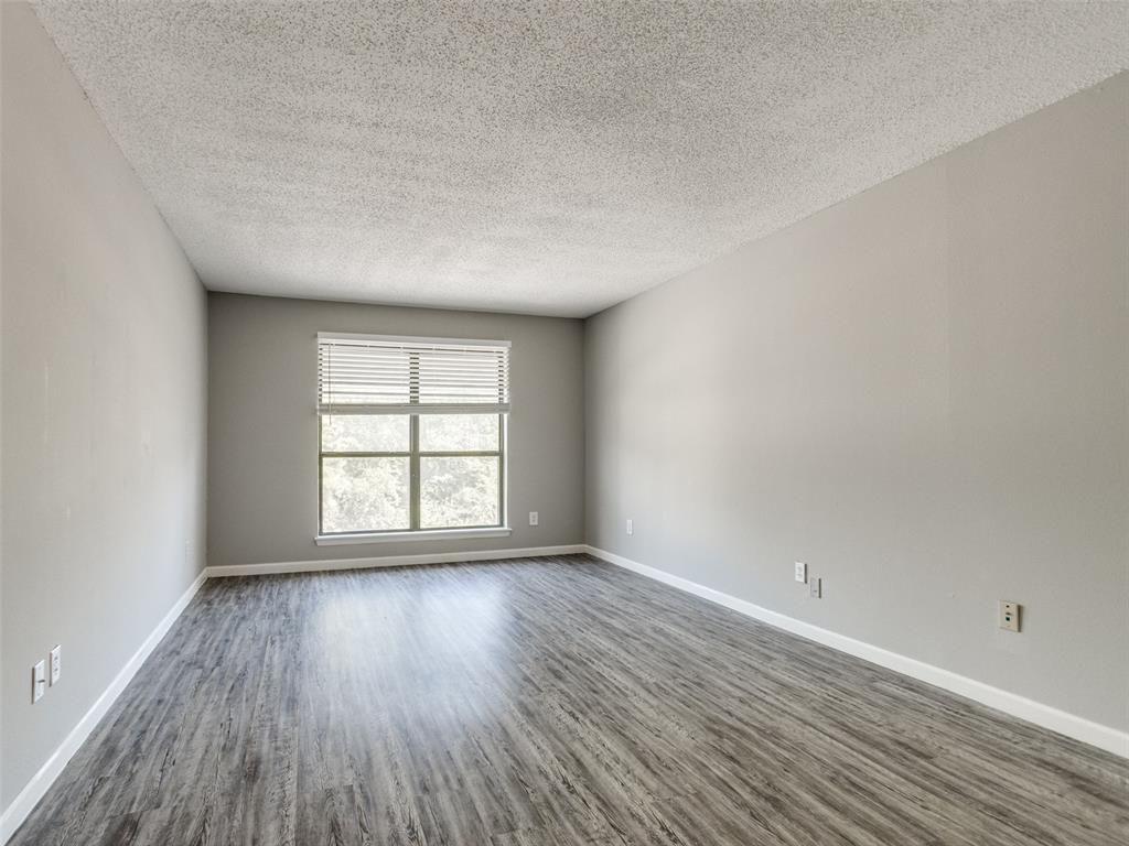 827 Red Bird Lane C Property Photo 20