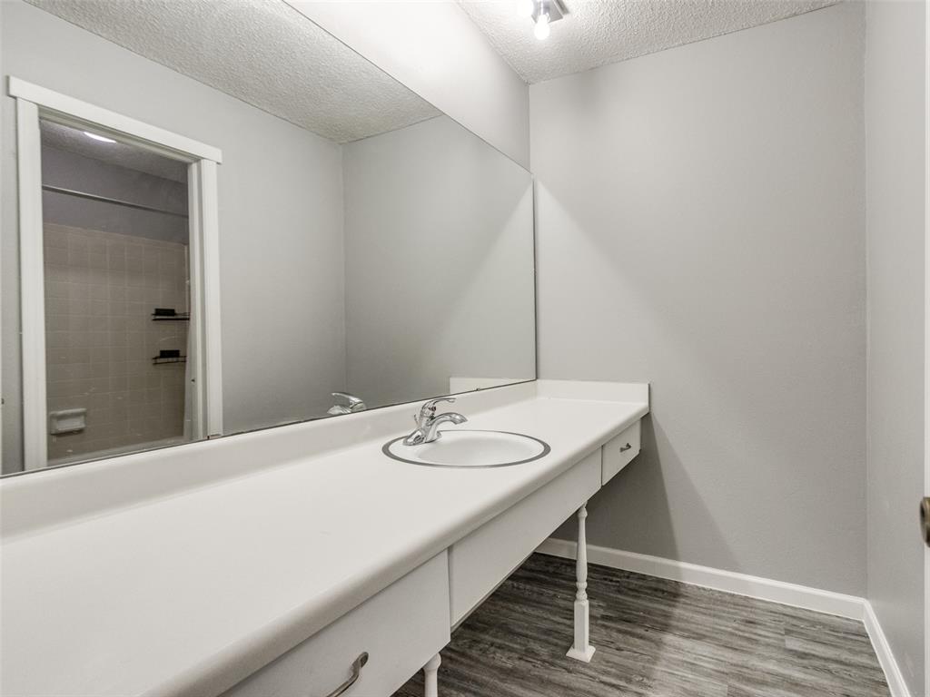 827 Red Bird Lane C Property Photo 35