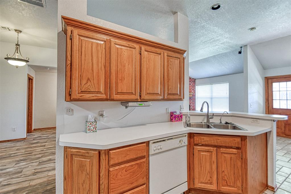 4600 Midway Drive Property Photo 17